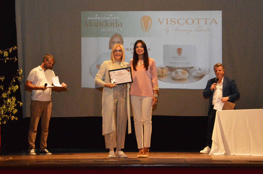 Viscotta tra i Custodi della Mandorla di Avola